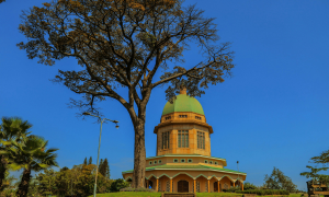معبد بَهائي (Bahá'í Temple) في كمبالا، أوغندا