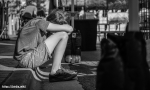 7 نصائح للآباء والأمهات حول معالجة انهيارات الطفل العاطفي والحساس جداً، وكيفية التعامل مع التوتر