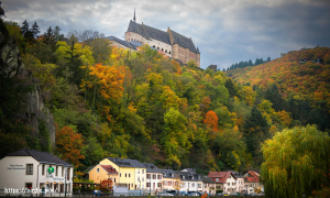 قلعة فياندن (Vianden Castle) الواقعة في دوقية لوكسمبورغ